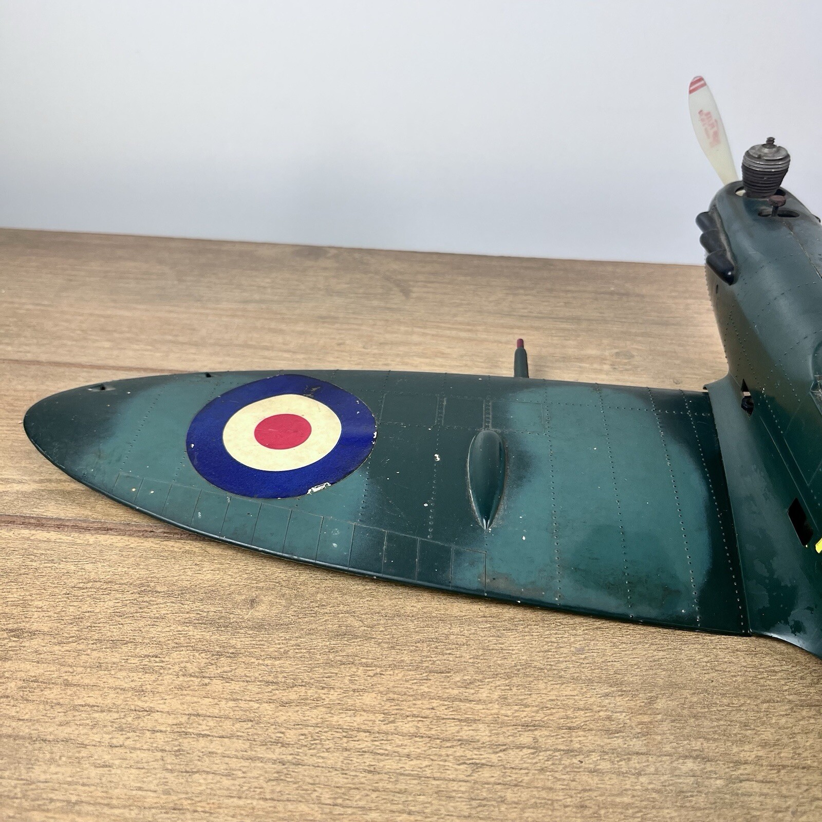 Vintage Cox Thimble Drome Spitfire #7800 RAF Gas Engine Model Tether Airplane