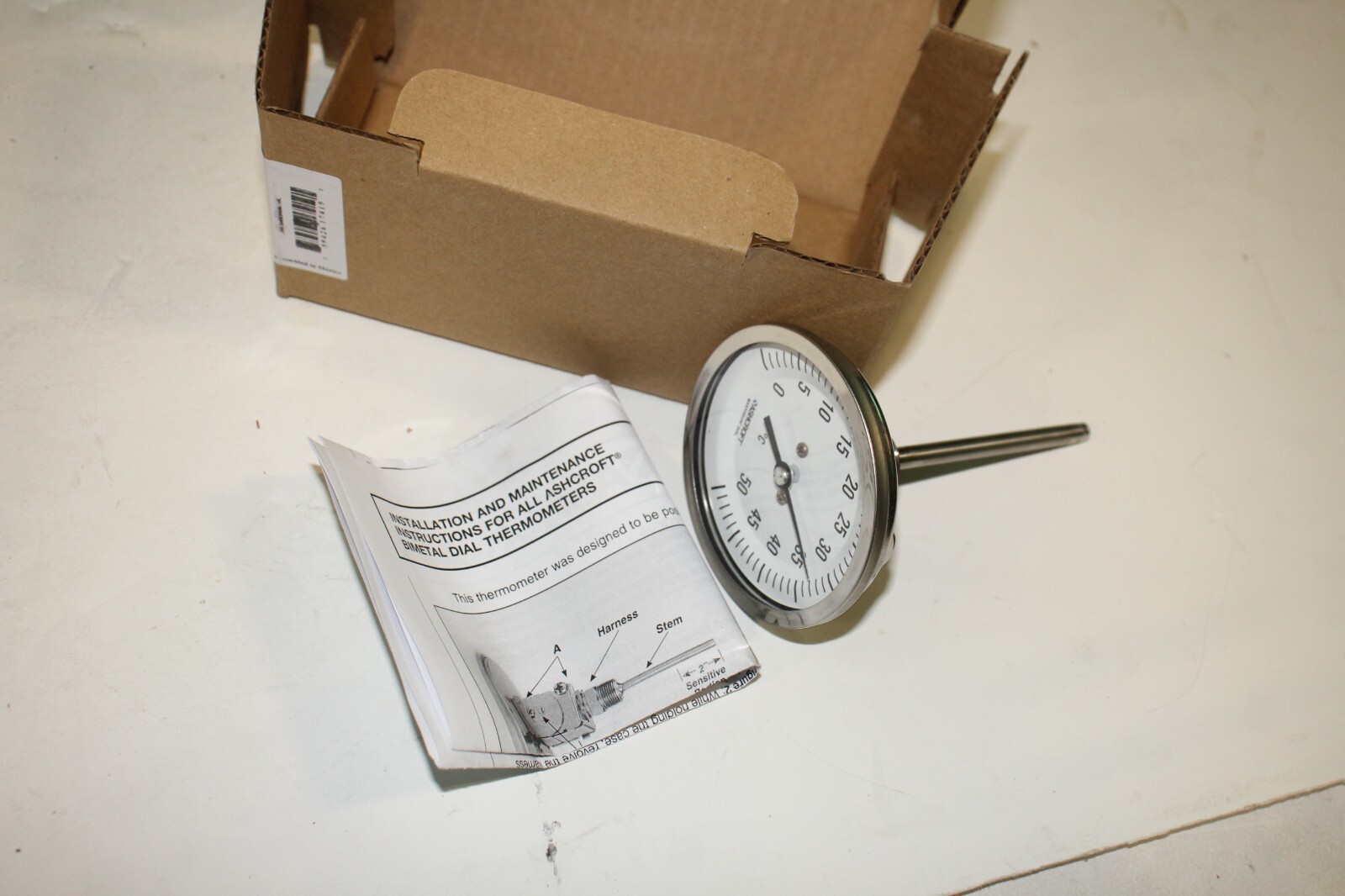 Ashcroft BiMetal 3" Dial Thermometer 30EI60R0400/50C