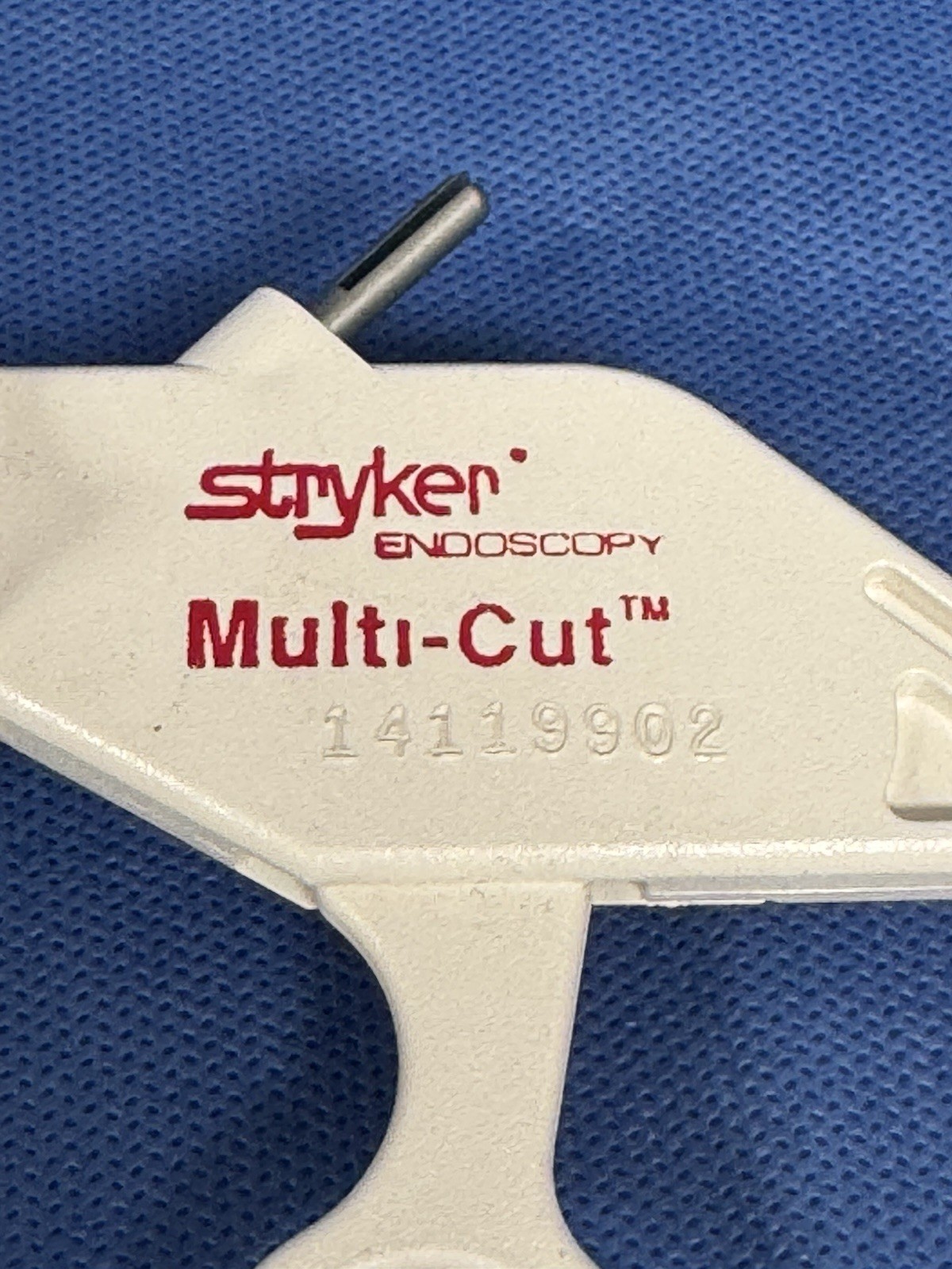✅Stryker 250-010-311 Multi-Cut Curved Metzenbaum Scissors