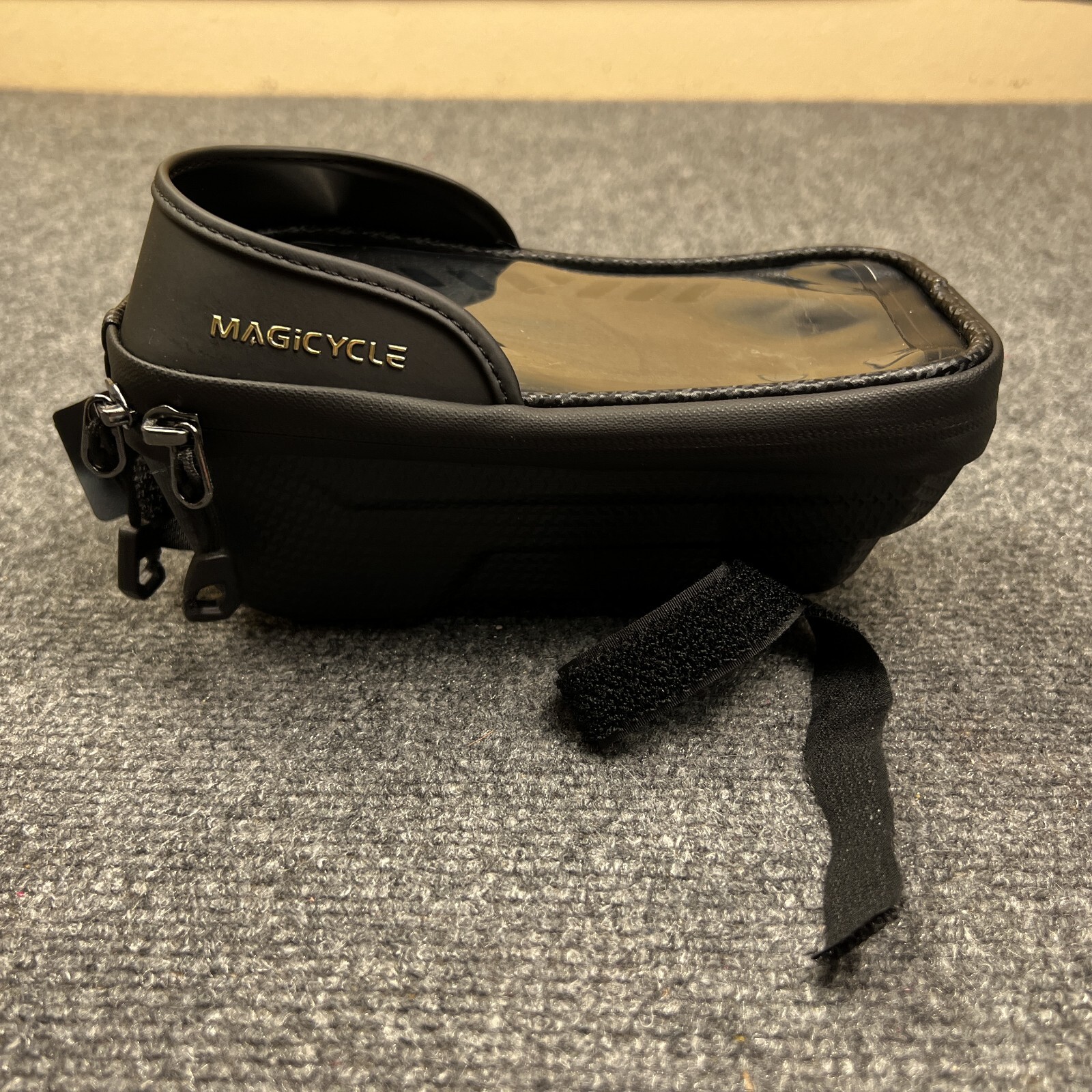 NWOT Magicycle Bicycle Bag Phone Holder Adjustable Straps