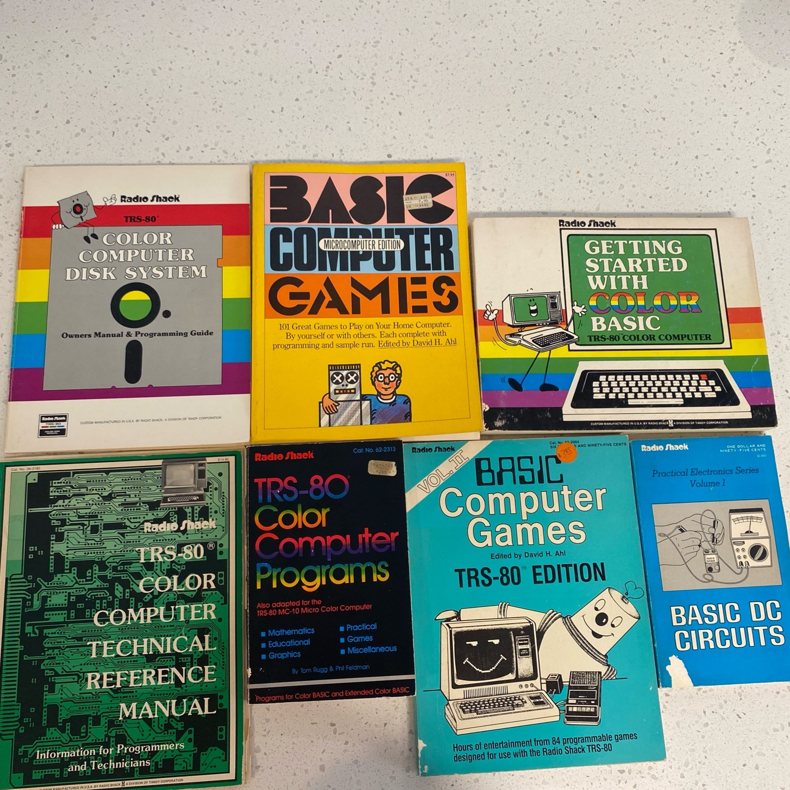 Lot of Vintage 70s & 80s Radio Shack Tandy TRS-80 Color Computer  Manuals