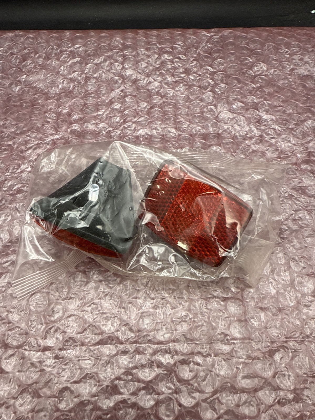 Tung Feng Red Rear Reflector TF-180 Pack of 2 NEW