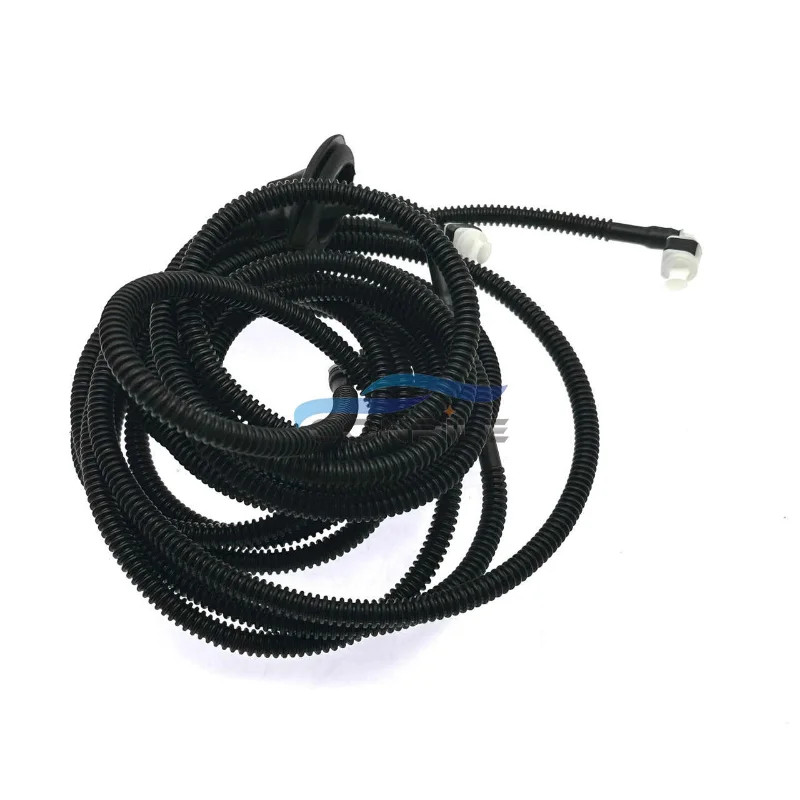 For VW Touareg PHAETON Sharon Engine Front Windshield Wiper Spray Outlet Pipe