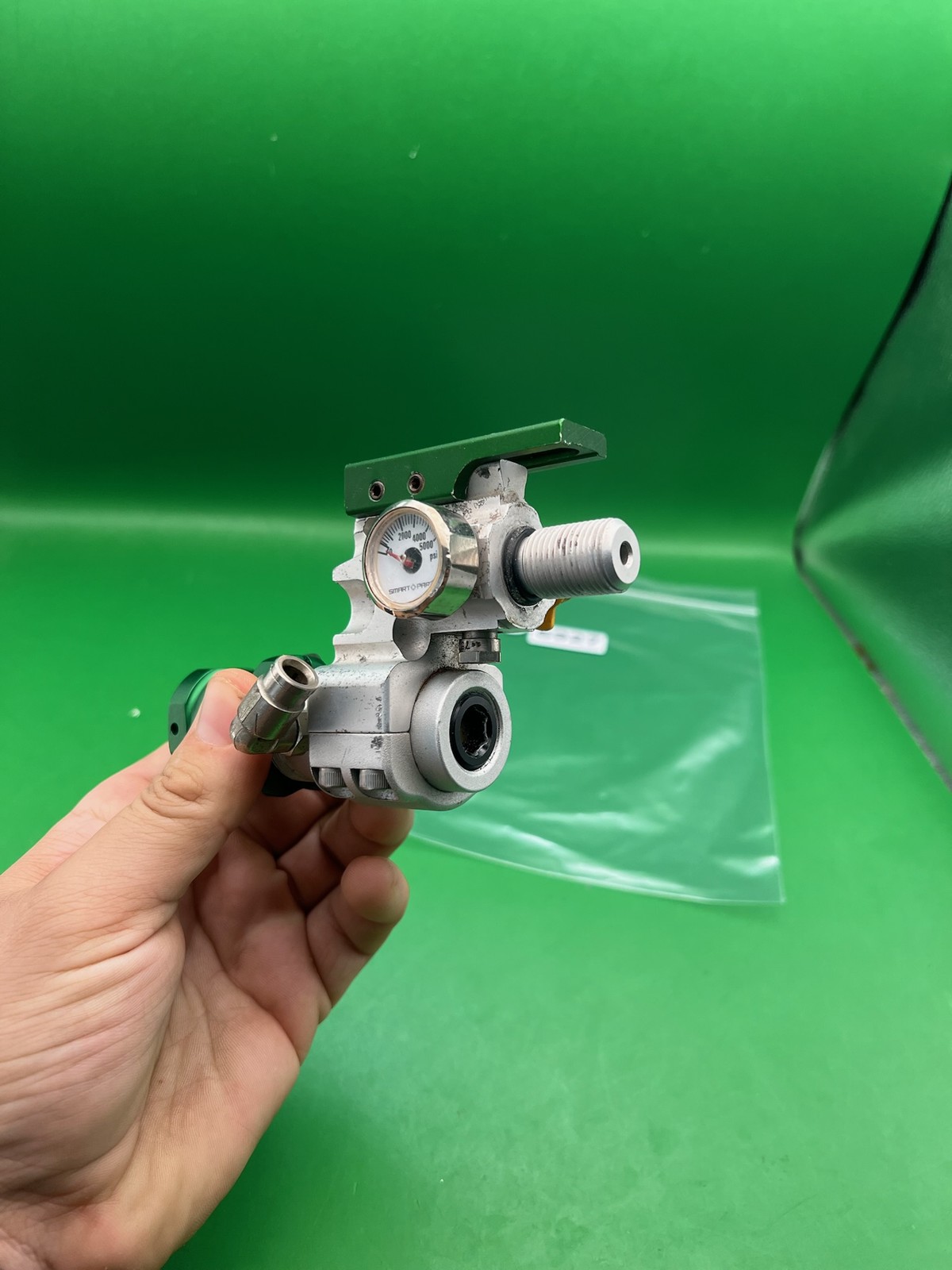 Smart Parts Shocker SFT HPR Regulator Silver Green