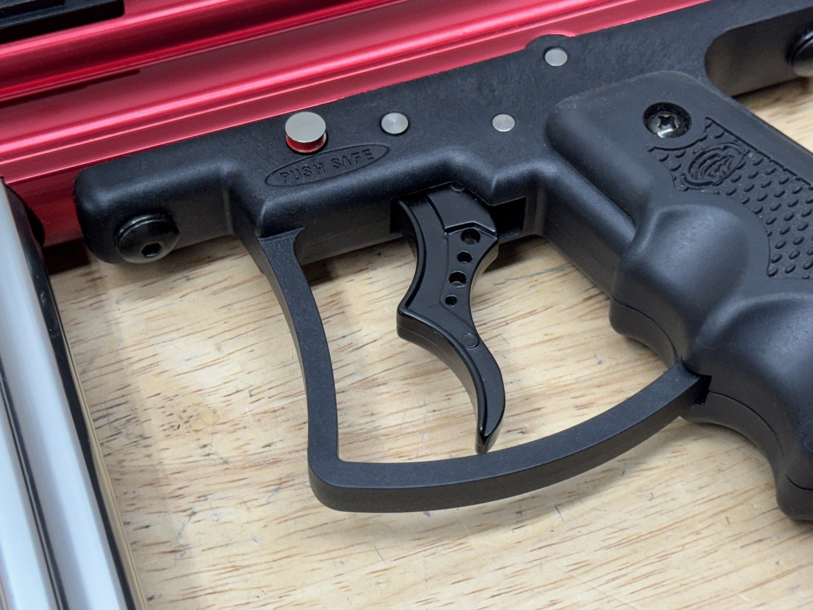 Brass Eagle Avenger 3 Paintball Marker Gun Red
