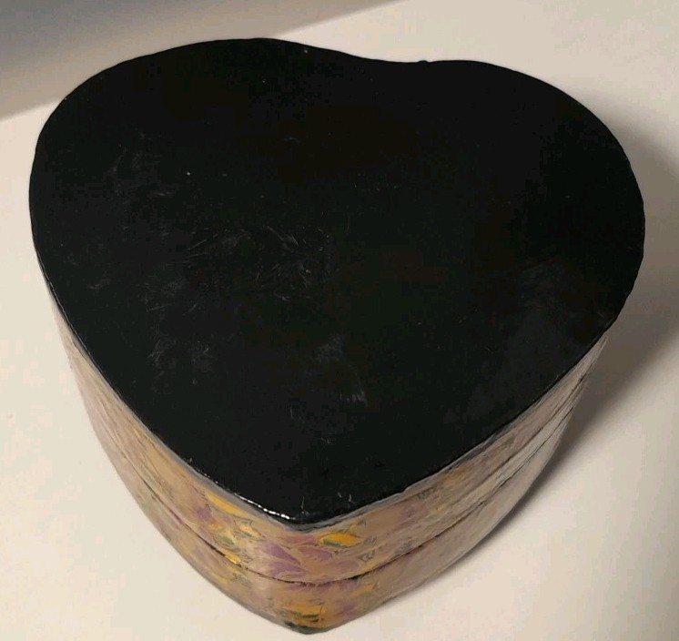Paper Mache Heart Trinket Box