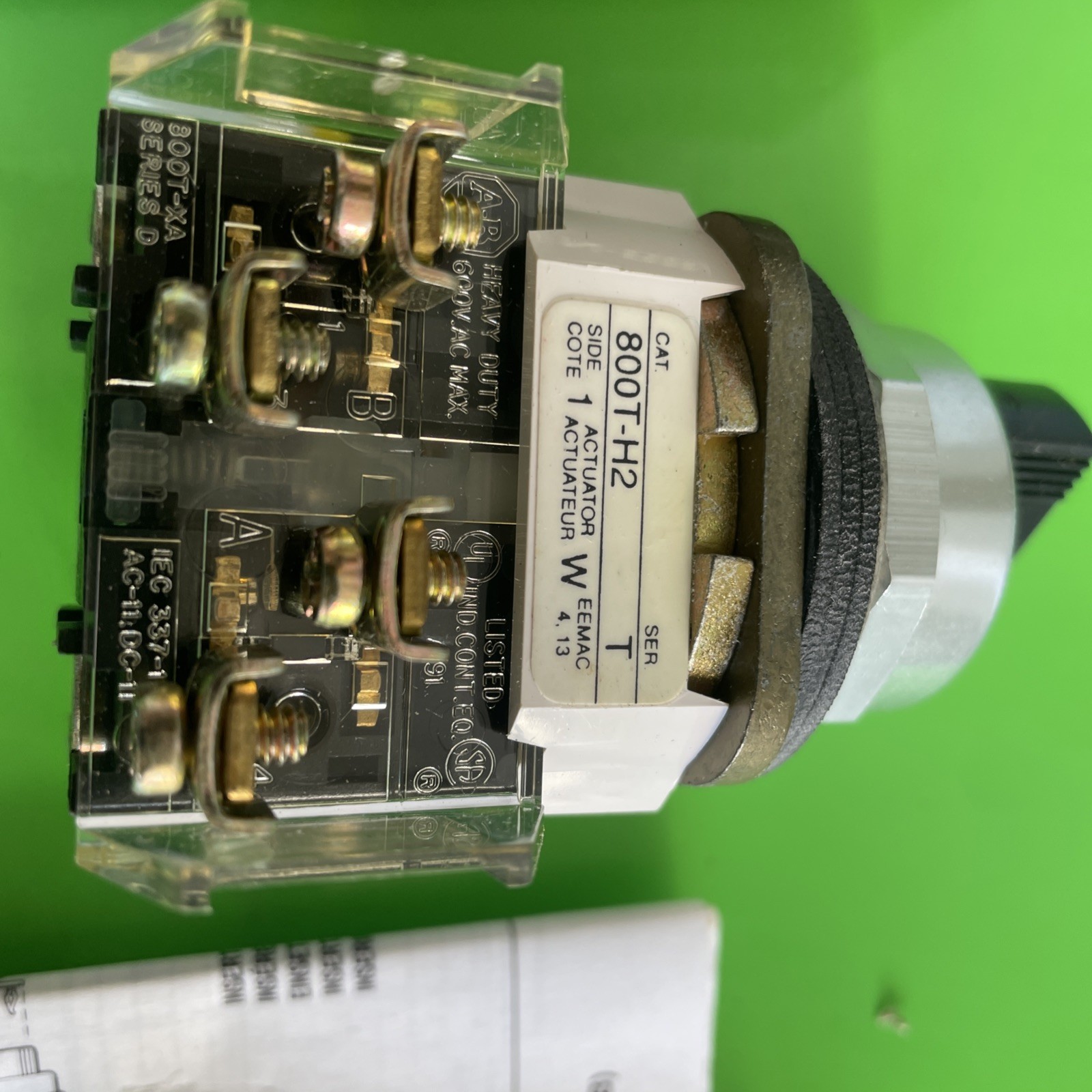 Allen-Bradley 800TH2A Knob Selector Switch
