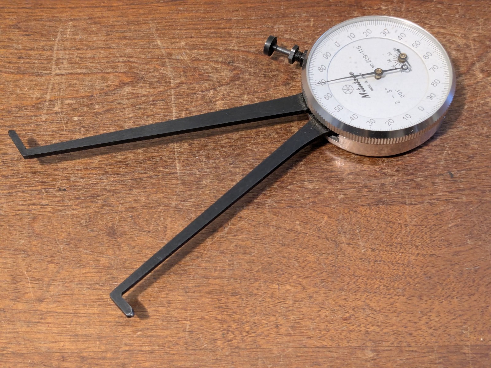 MITUTOYO 2-3 Inch INSIDE DIAL CALIPER NO 209-115