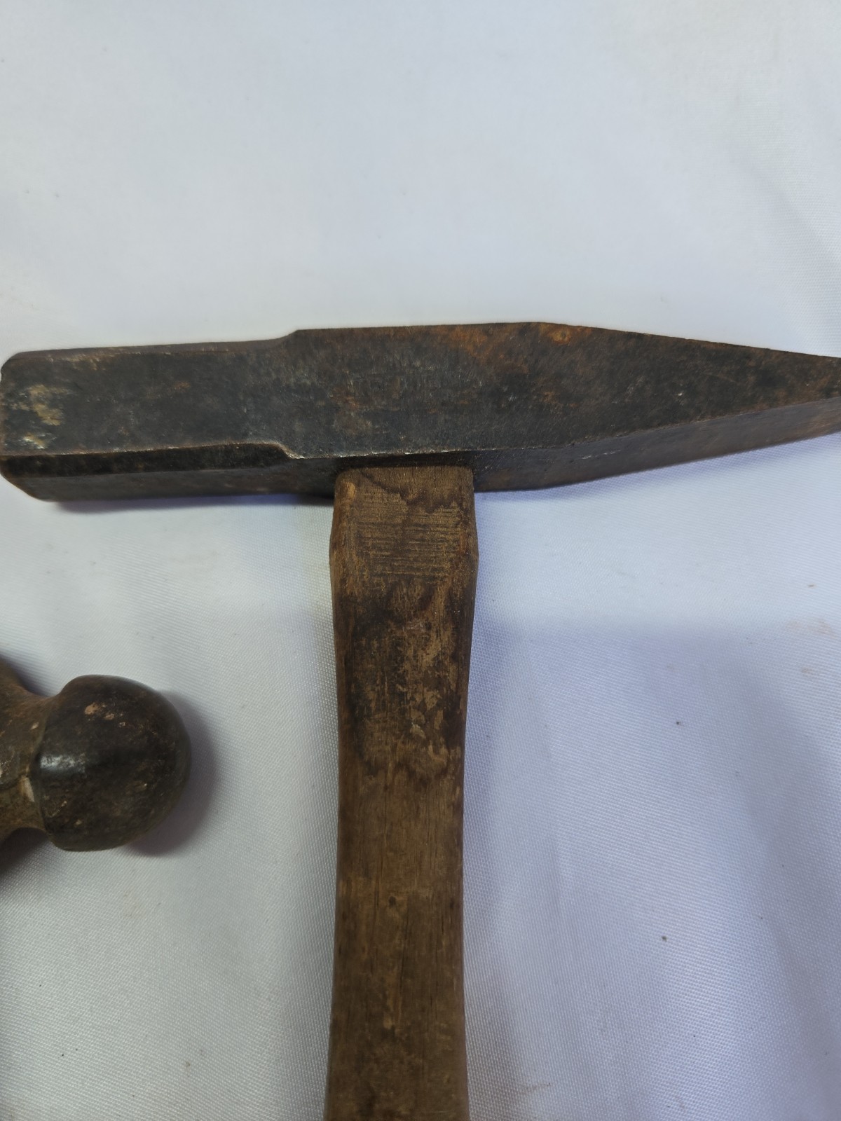 Lot 2 Vintage / Tools Hammers