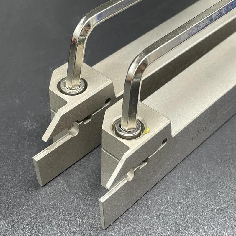 MGEHR2020-2 spring steel Lathe Turn Tool holder grooving cutting bar for MGMN200