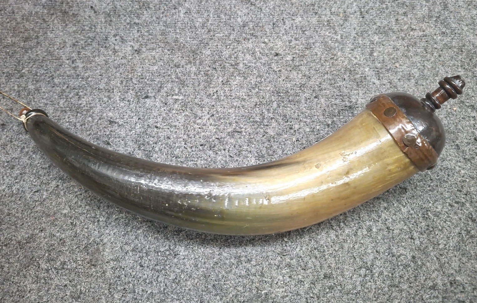 Large Powderhorn For Blackpowder.   Bx7