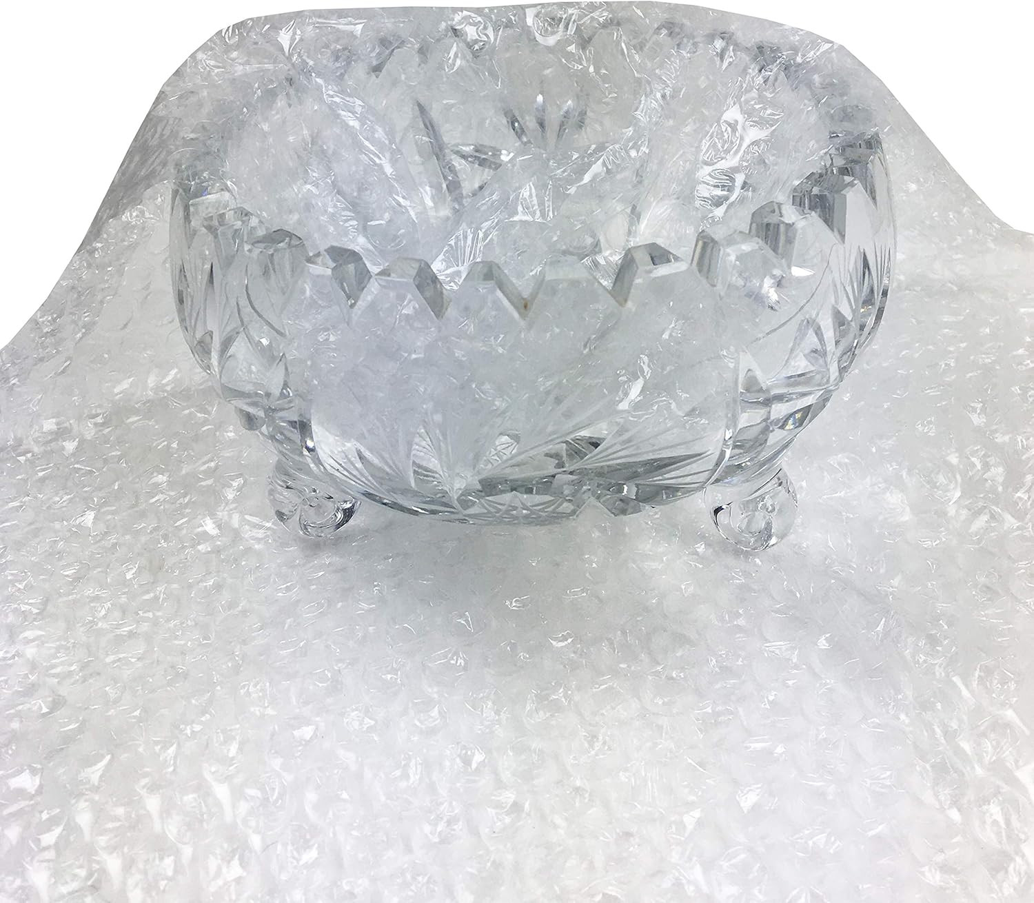 Amazon Basics Bubble Cushioning Wrap Packing Material for Fragile Items, Perfora
