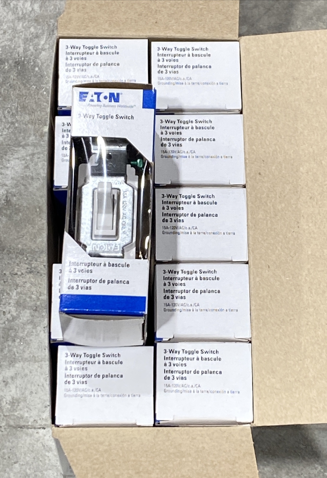 10 Pcs Eaton 1303-7W Box 15-Amp, 120v 3-Way Toggle Switch, White New