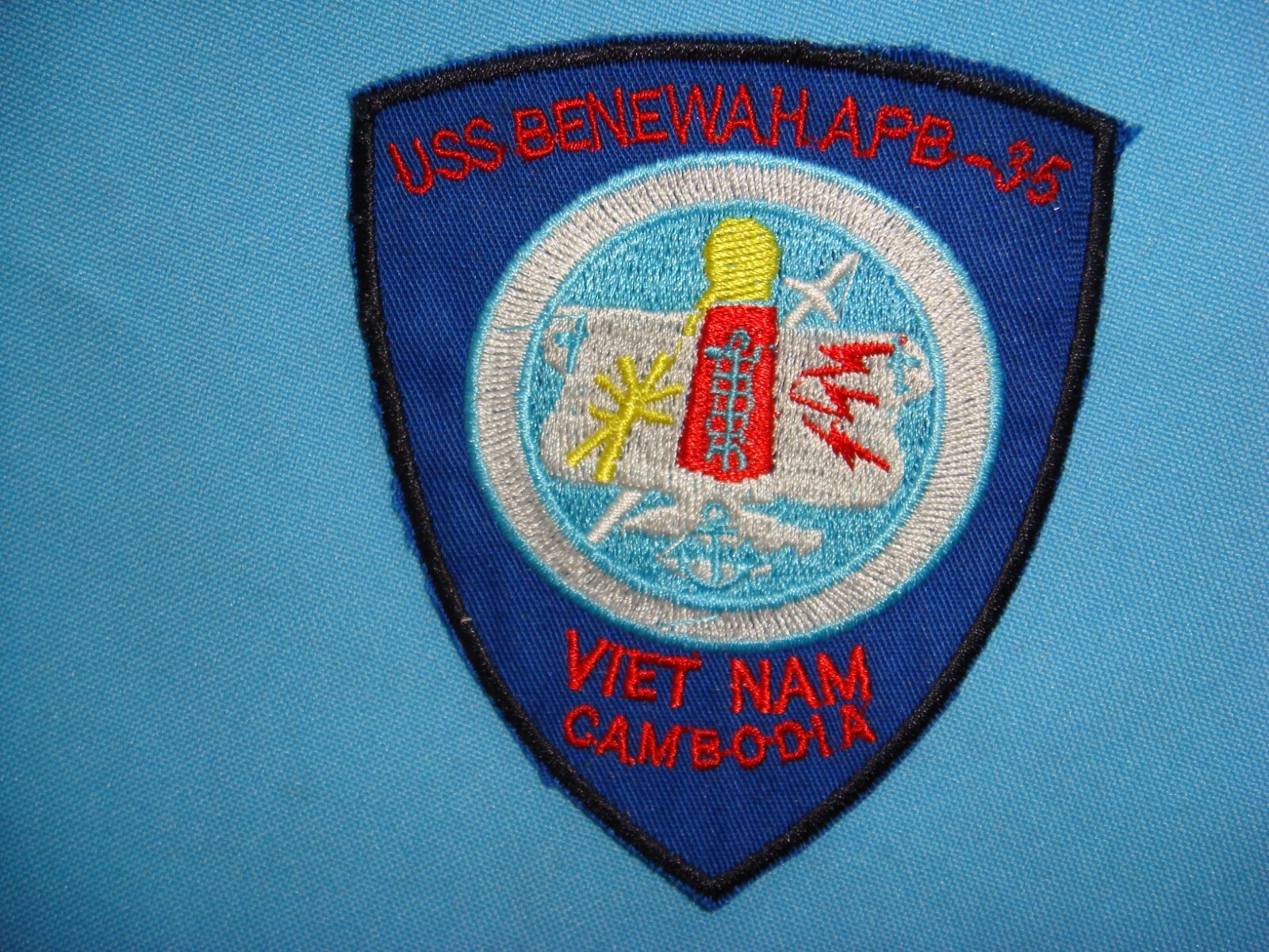 VIETNAM WAR PATCH, SHIP USS BENEWAH APB-35 IN VIETNAM & CAMBODIA,