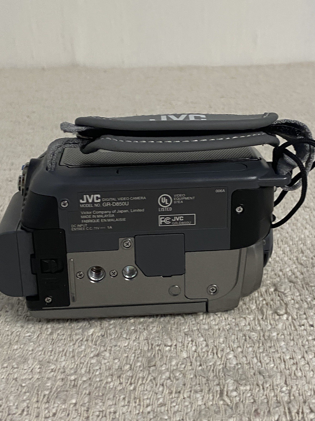 JVC GR-D850 Digital Video Camera Handheld Widescreen UNTESTED AS IS