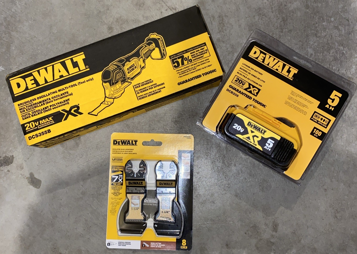DeWalt DCS355B 20V XR Max Brushless Oscillating Multi-Tool DCB205 DWA428SET KIT