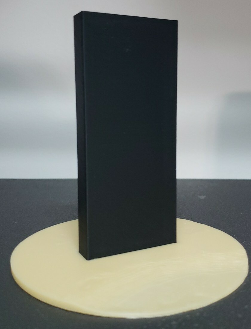Monolith (2001: A Space Odyssey) On Prehistoric Earth [1:4:9 ratio] (small 1:35)