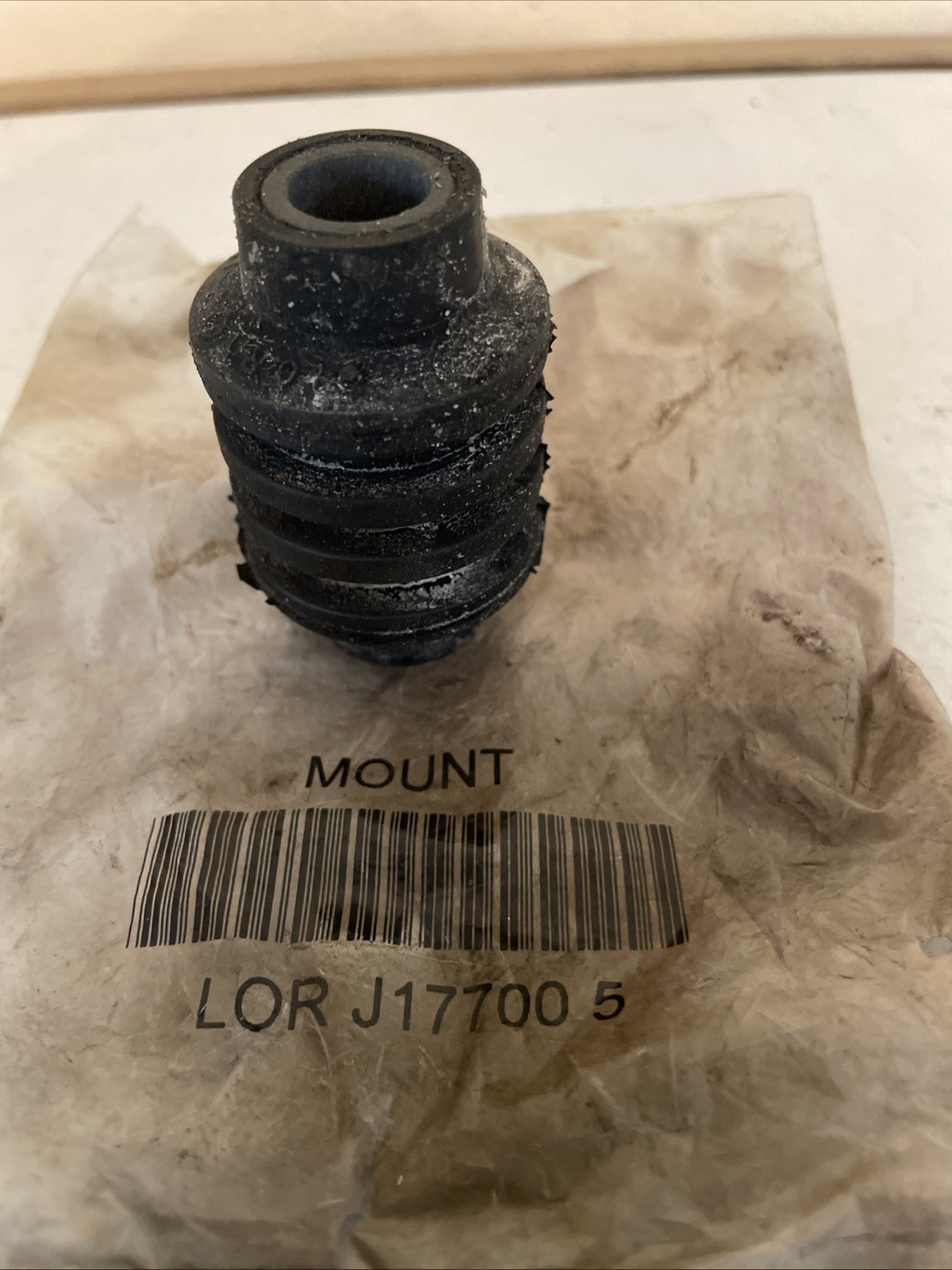 FREIGHTLINER J17700-5 HOOD HINGE BUSHING RUBBER, LOR/J17700-5, LORJ17700-5
