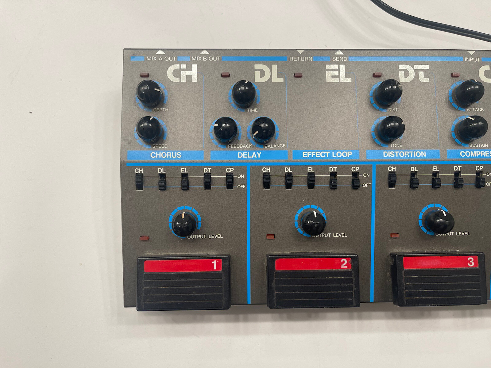 Aria APE-1 Chorus Delay Distortion Compressor Rare Vintage Multi Effects Pedal