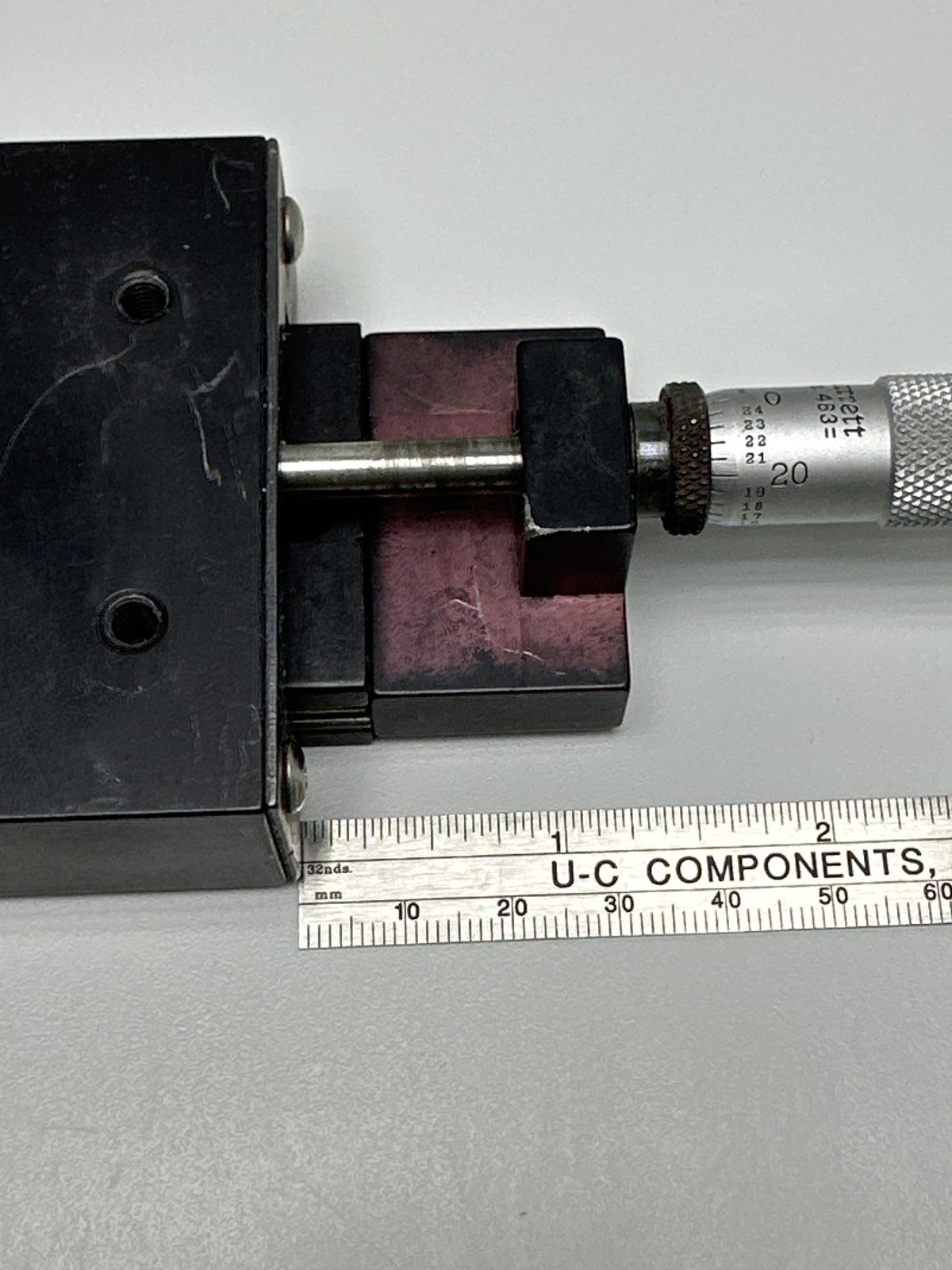 Del-Tron Linear Positioning Stage
