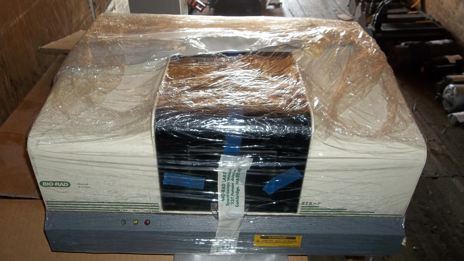 NEW NO BOX BIO-RAD FTS-7 Spectrometer 110 A.C. Volts, 60 HZ, 4 Amp  (446)