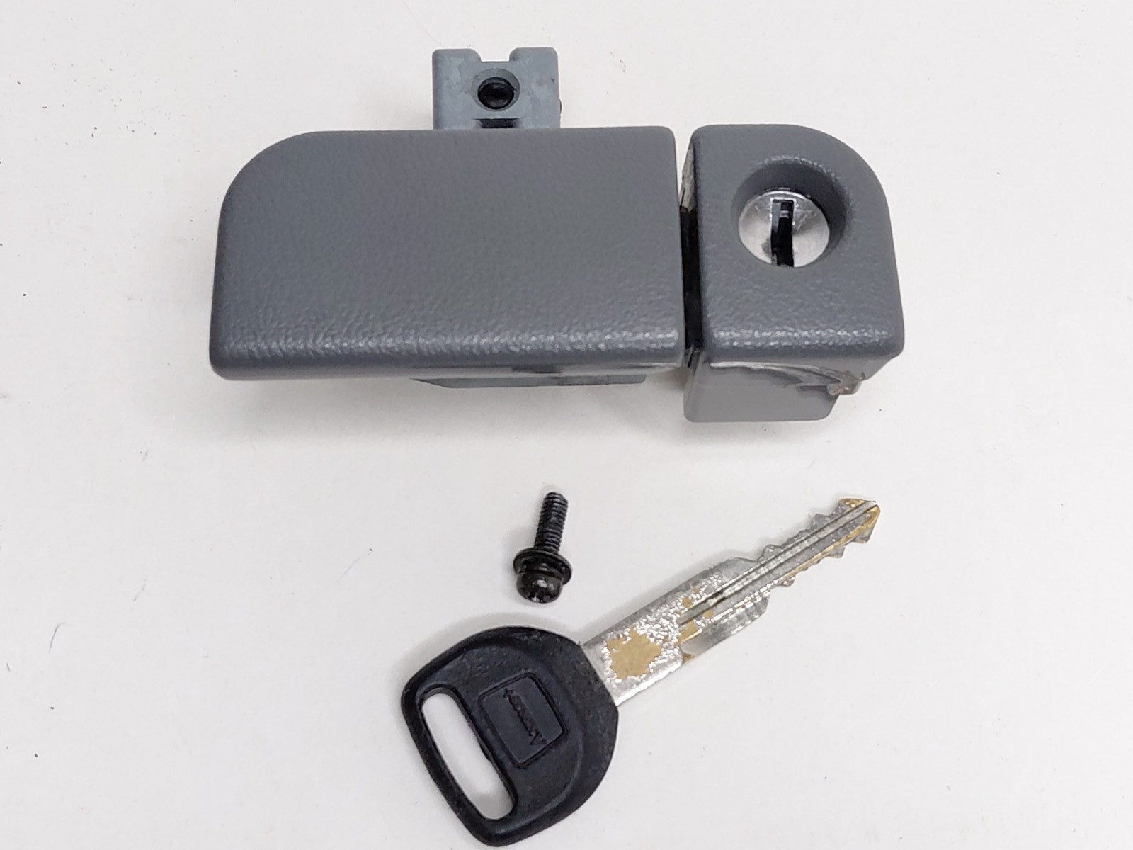 97-06 CR-V 95-04 Odyssey 94-97 Accord Glove Box Latch Grey Gray with Key