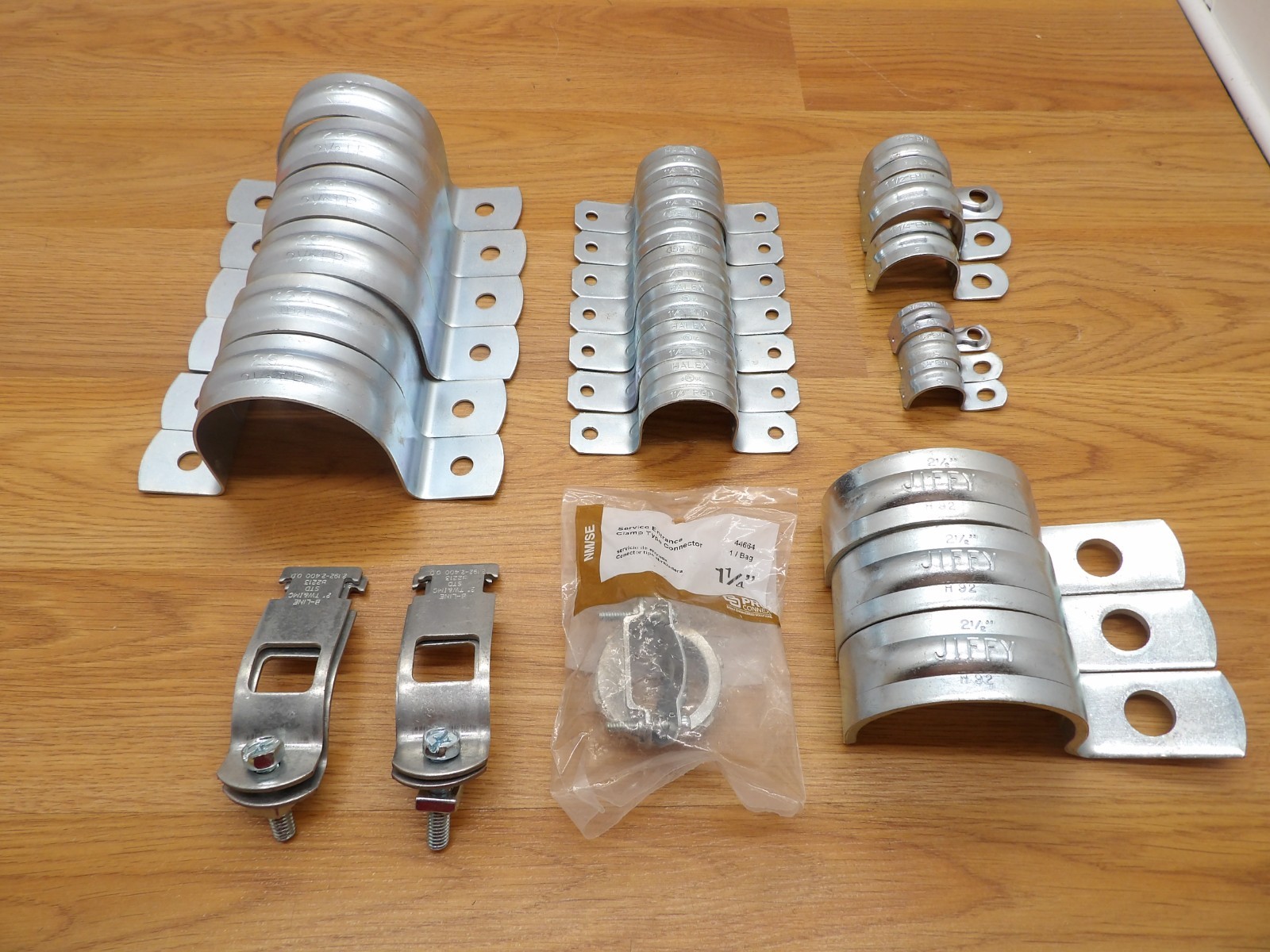 Lot Of Conduit Straps- Jiffy , Halex And Others-FREE SHIPPING!!!!!!