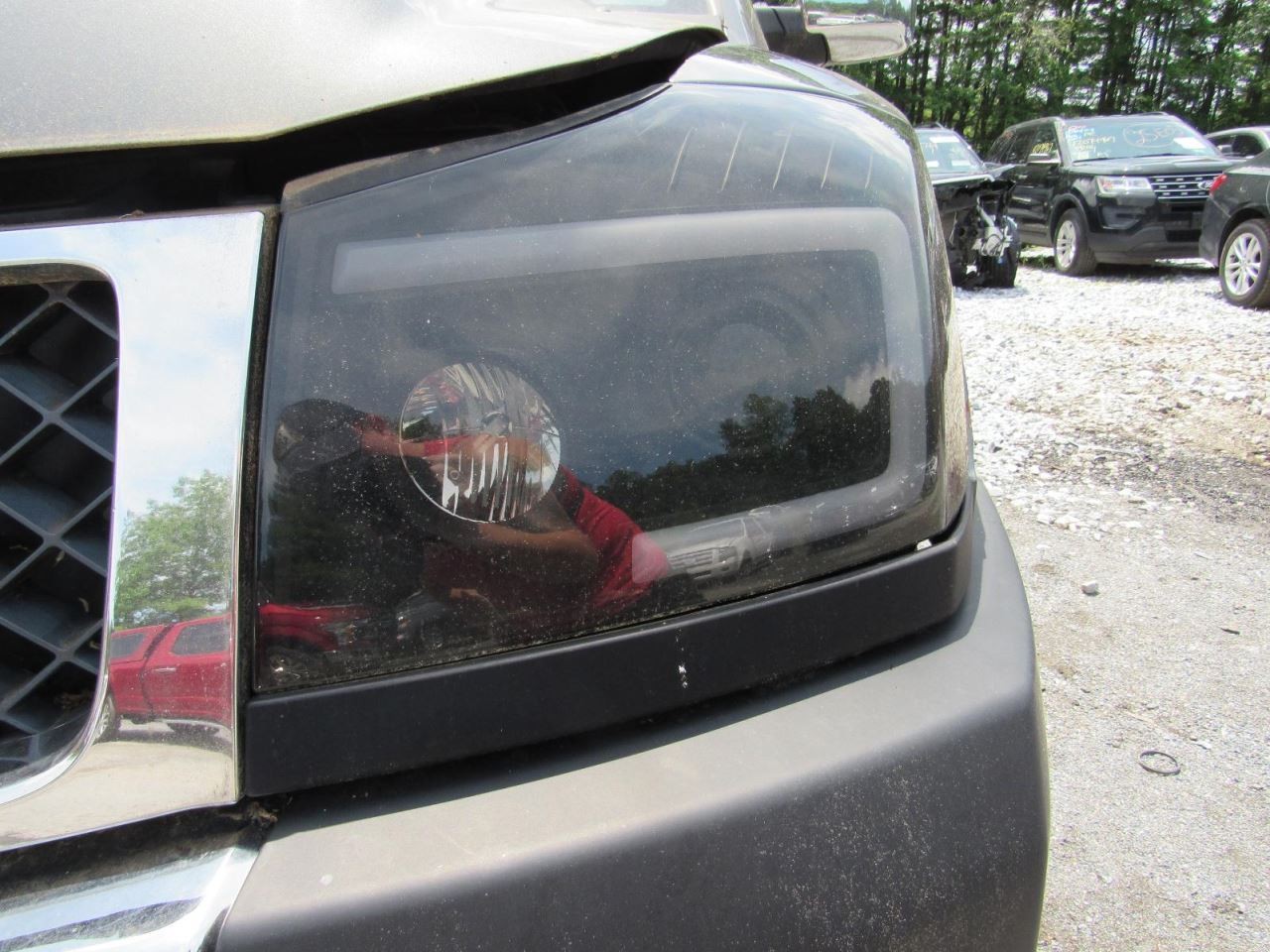 TITAN 2004 Glove Box 1055662