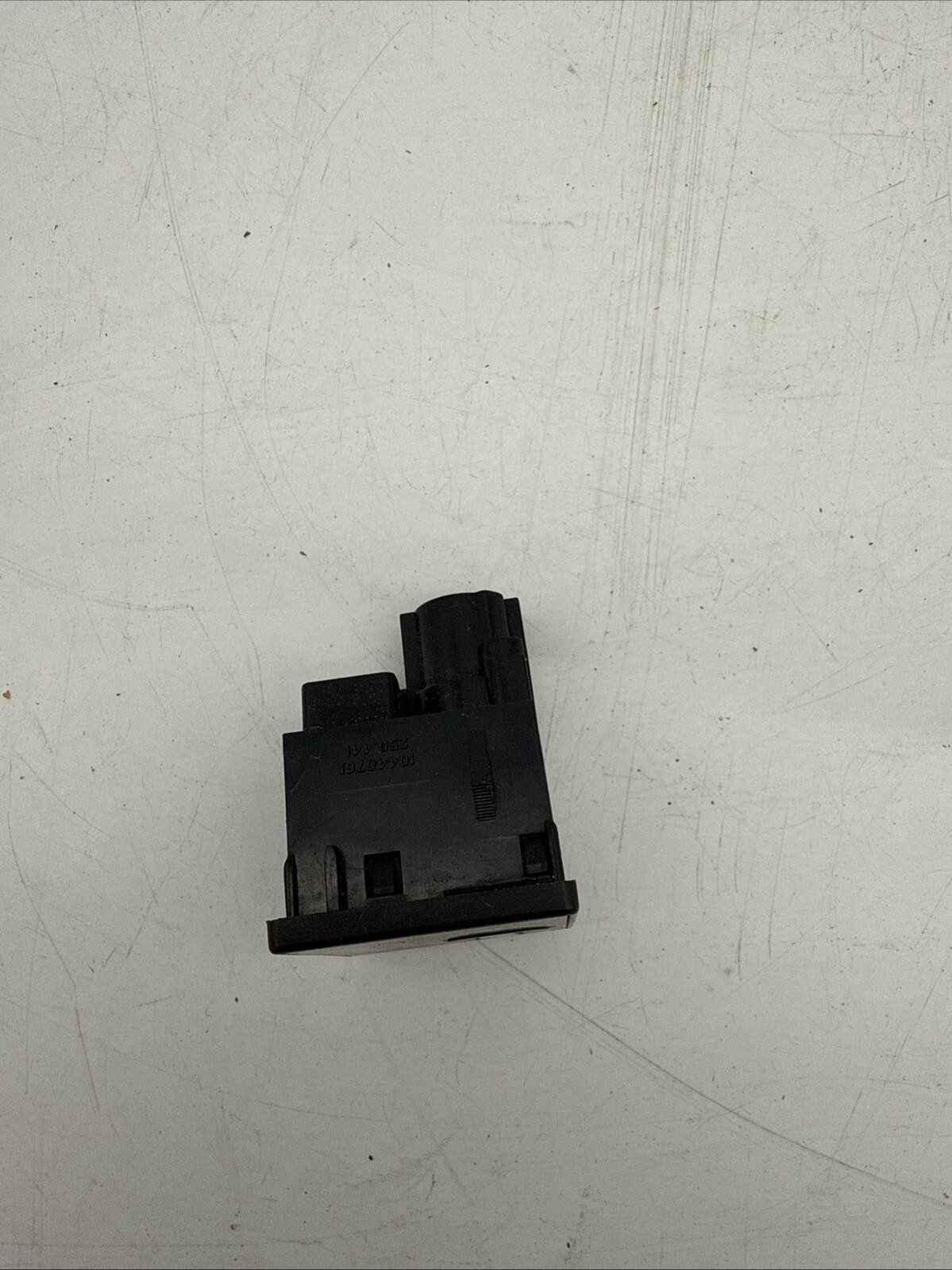 1997 - 2004 CORVETTE C5 PASSENGER AIR BAG SWITCH OEM