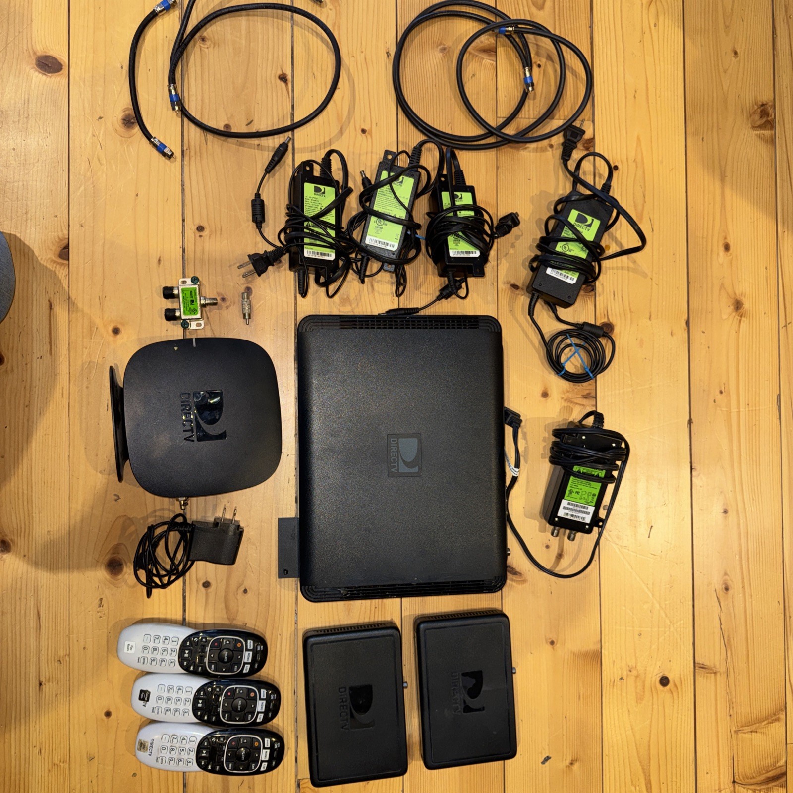Great Buy! Direct-tv HD Receiver lot , Hr44-500,  18 Pieces Router Remotes Coax