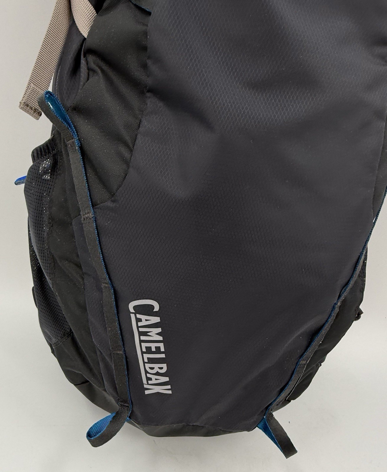 CamelBak Cloud Walker 18 Hydration Computer Pack New Without Bladder Black NWT