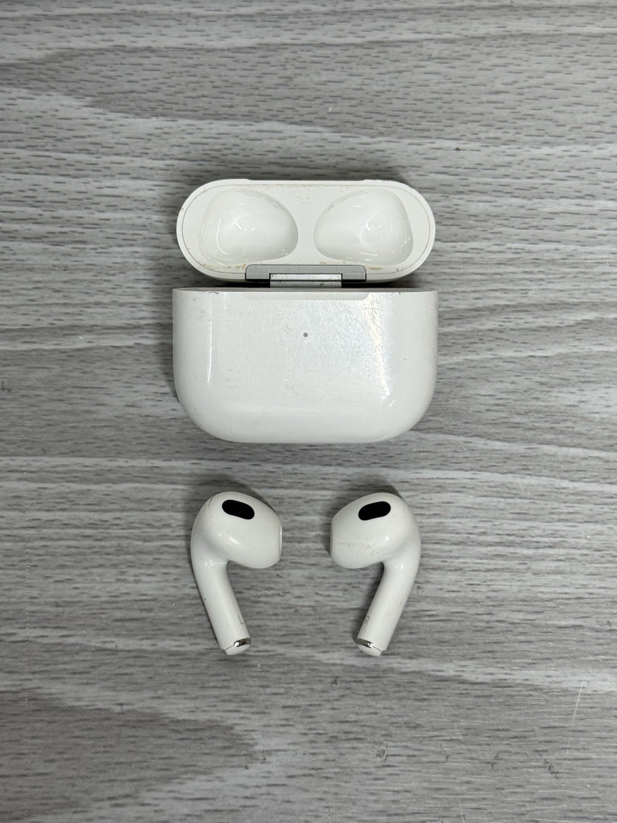 Apple AirPods 3rd Generation Wireless In-Ear Headset - White - Full Set