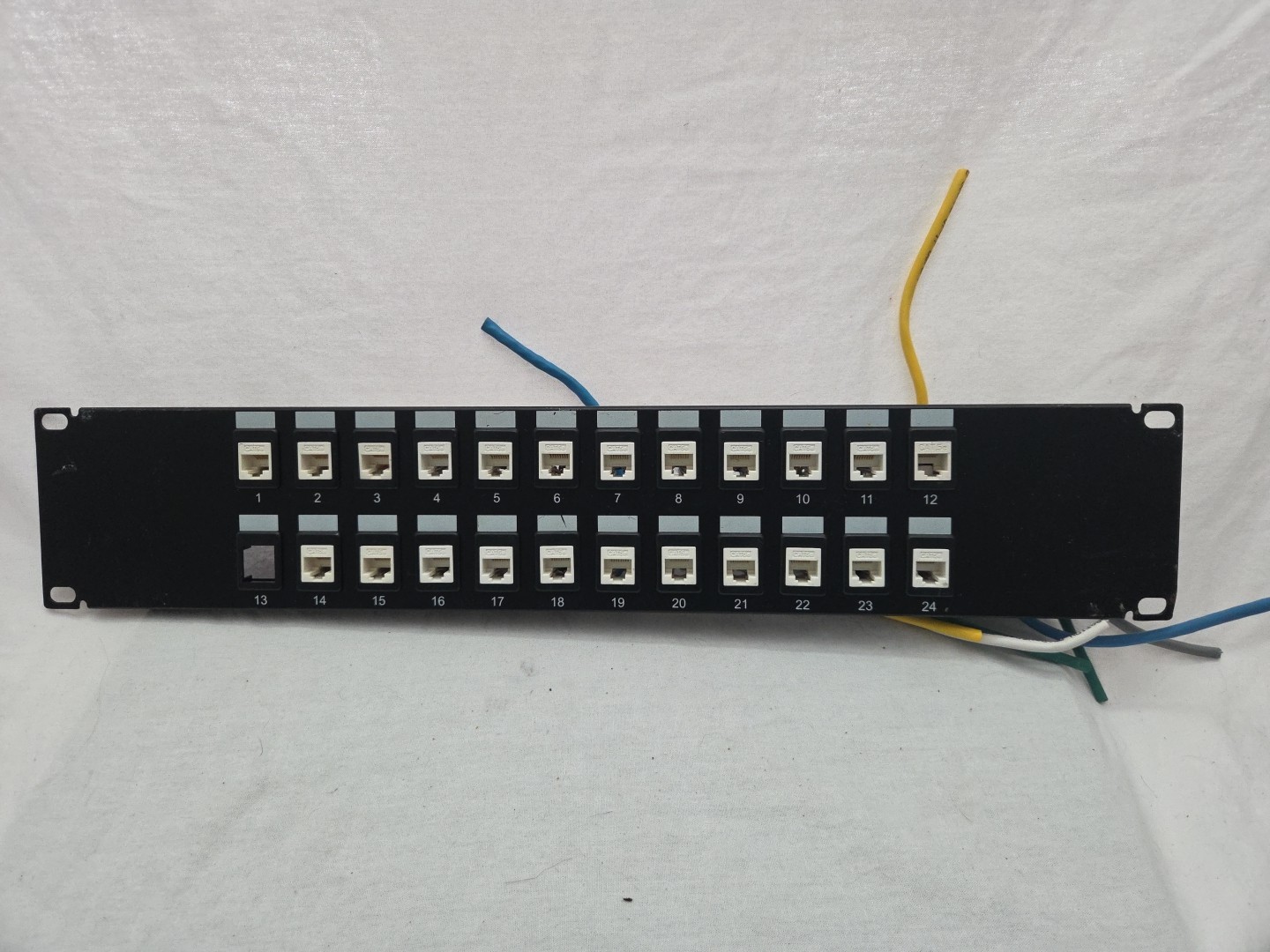 24-Port Blank Keystone/Multimedia Patch Panel