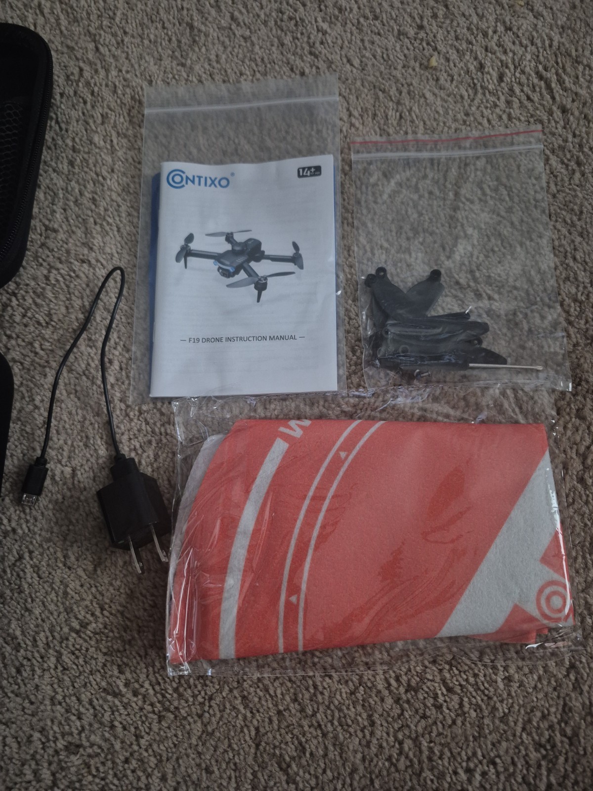 Contixo F19 foldable drone 1080P HD camera Pre-owned Read Description Fully