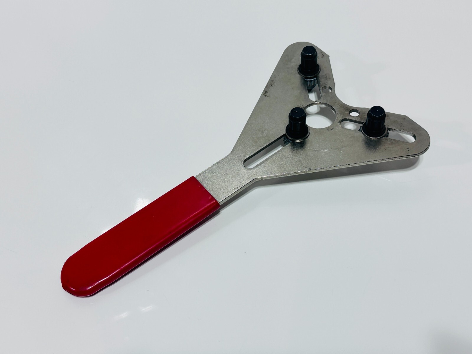 Universal Clutch Holding Wrench, Air Conditioning, Red Grip