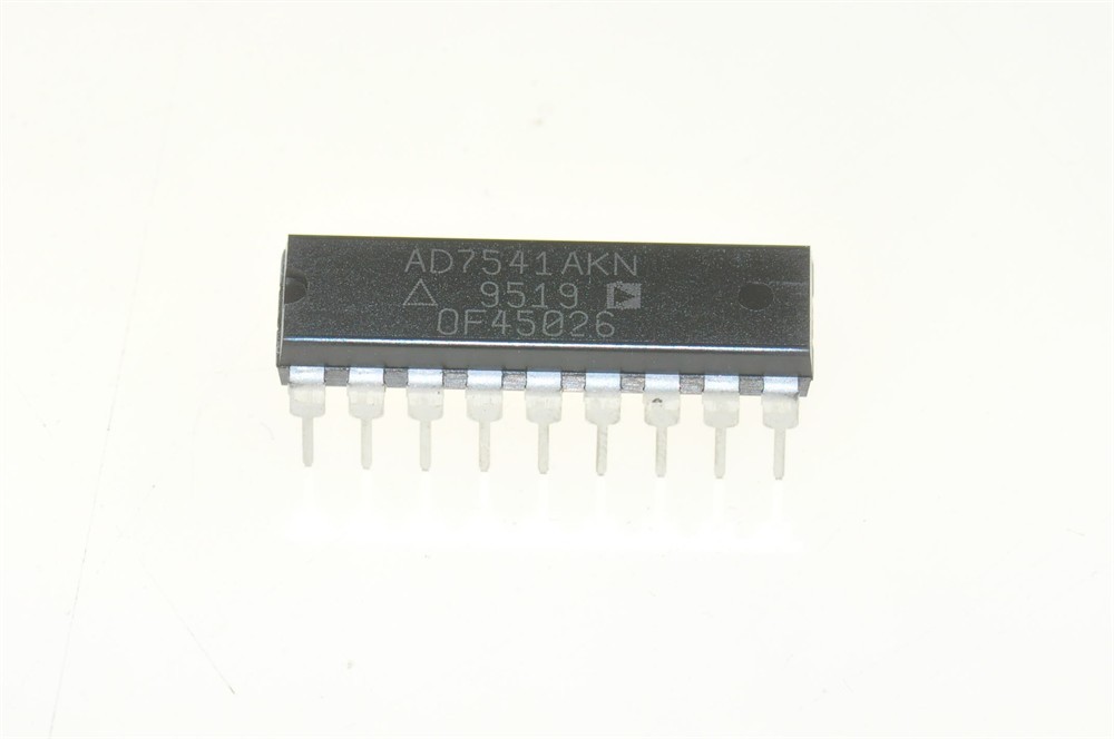 New (3pcs) AD7541AKN ANALOG DEVICES IC Converter