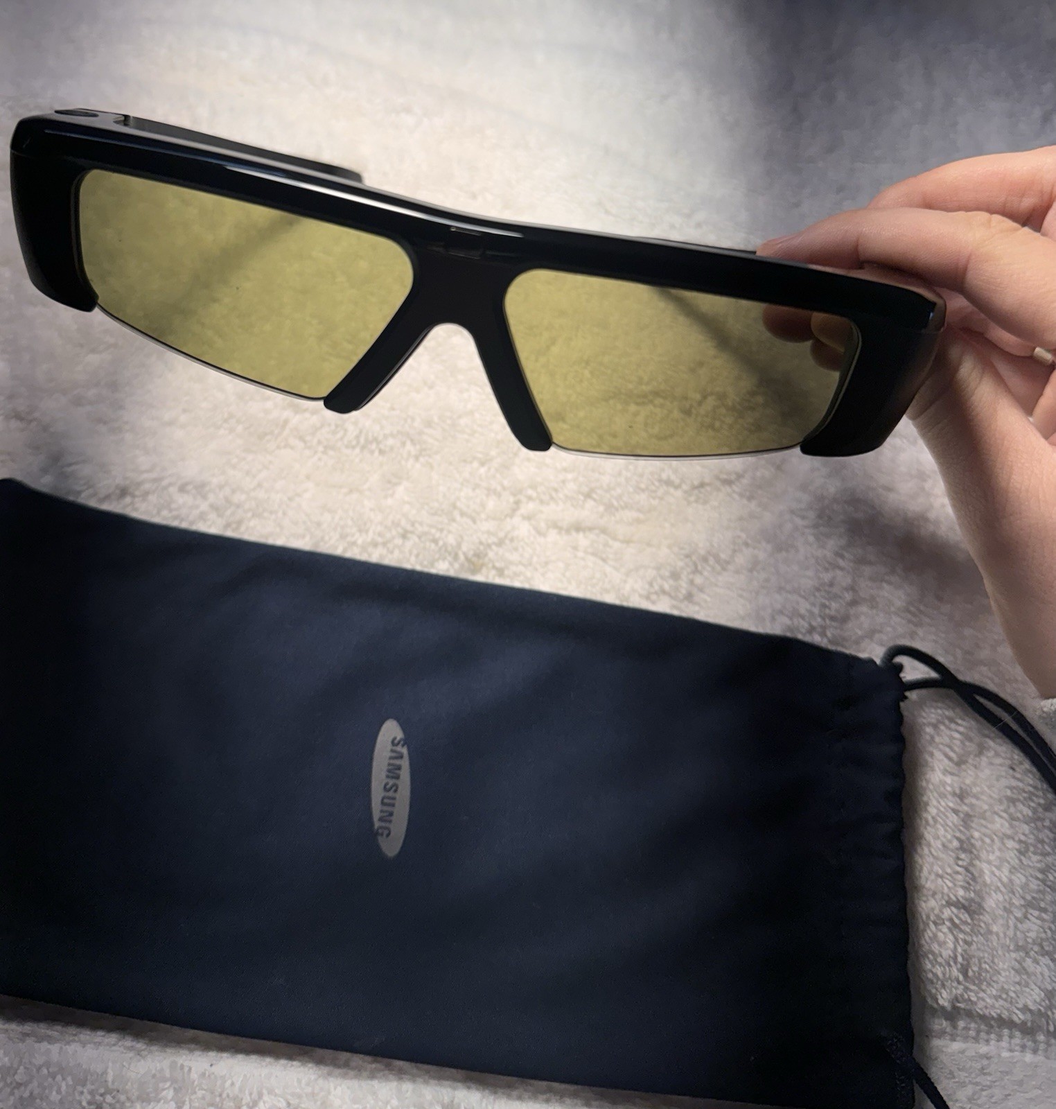 Samsung SSG-P2100T/ZA 3D Active Glasses With Case