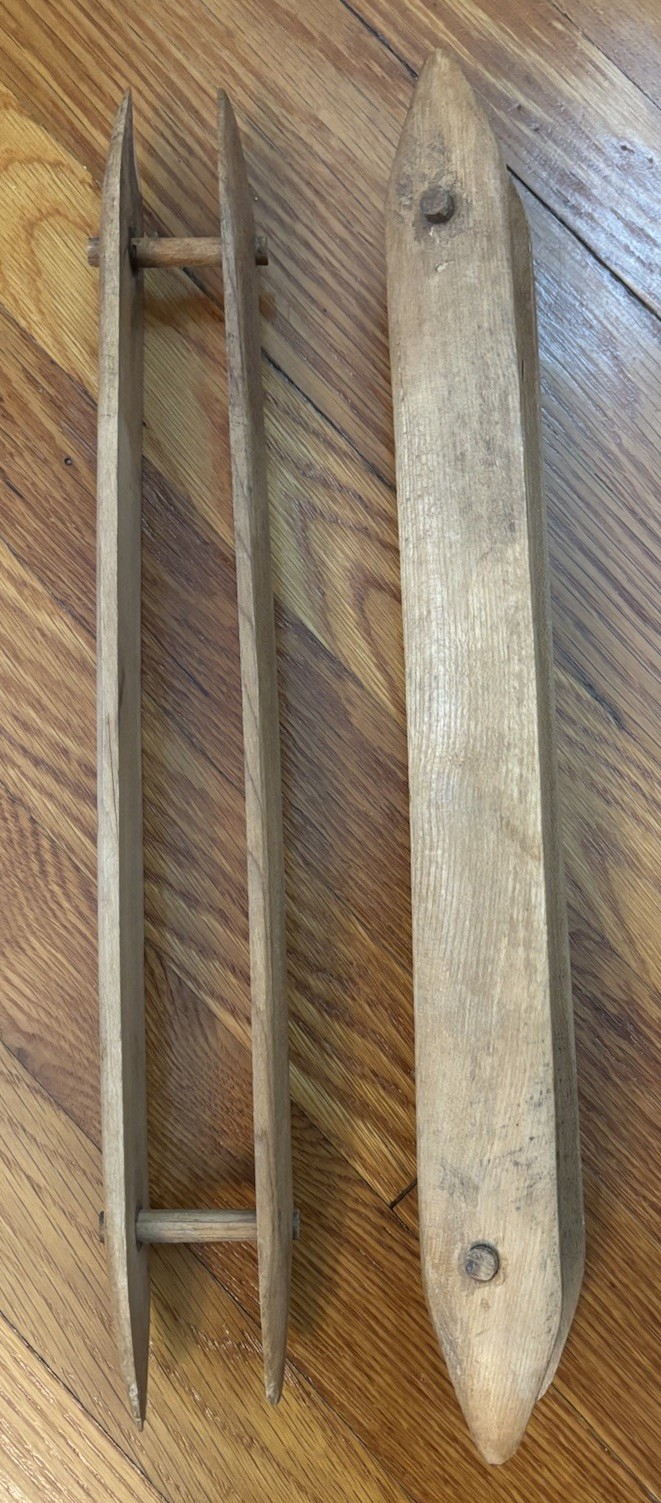 Set of 2 Vintage Wooden Weaving Loom Shuttles Boats 17 1/2 and 18" Long