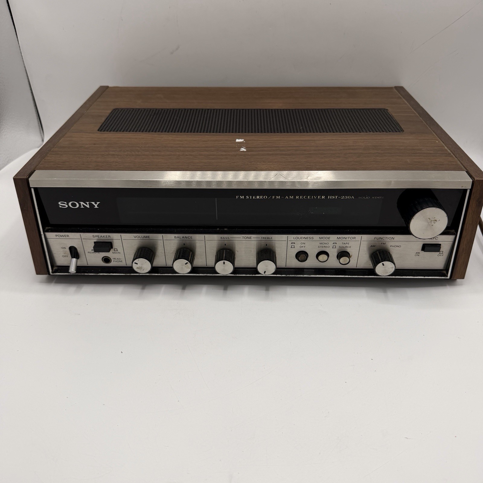 Vintage Sony HST-230A Solid State FM AM Stereo Receiver TESTED!