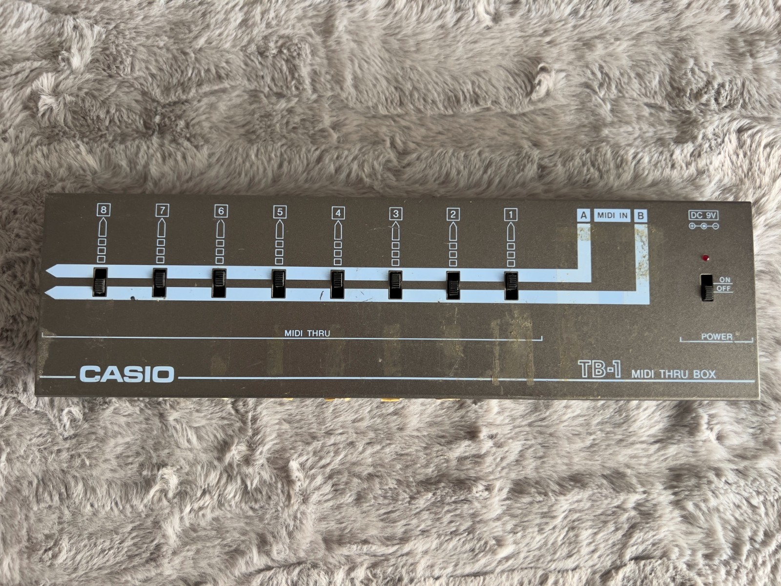Casio TB-1 Vintage Midi Thru Box (with Power Cord)