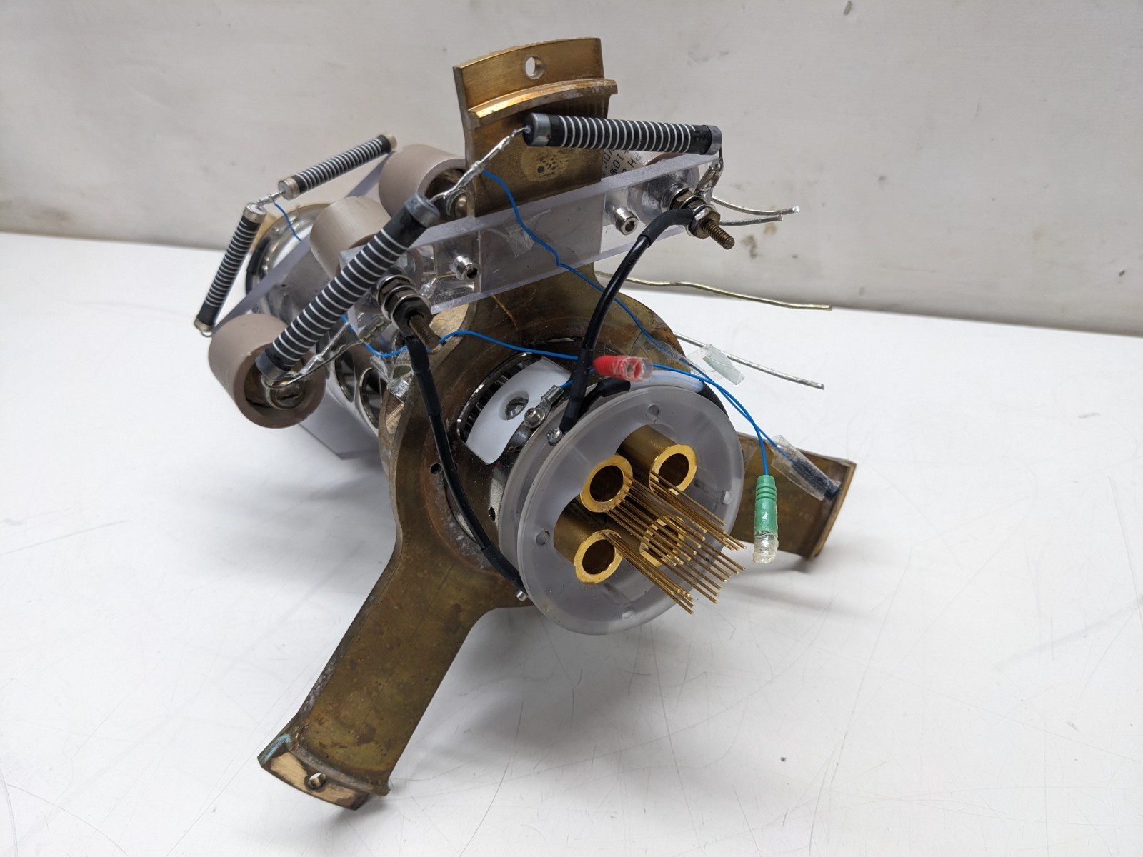 "Unknown" Mass Spectrometer Quadrupole Assembly