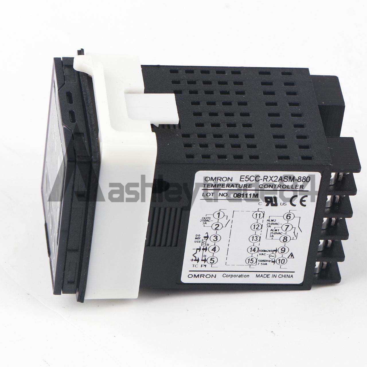 ONE New Omron E5CC-RX2ASM-880 Temperature Controller 100-240VAC