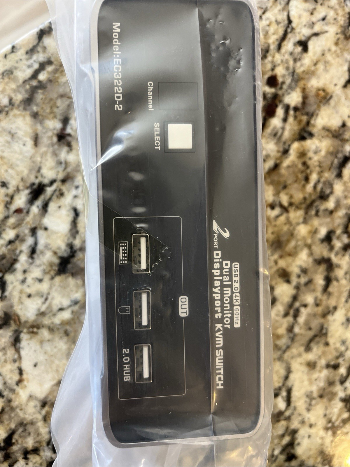 Ecolmy DP KVM Switch Model EC-322D-2 Open Box