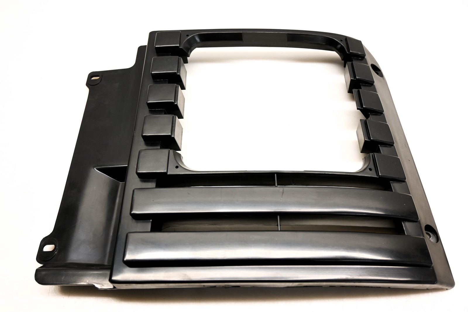 Mack 4103-5000417692, 5000417692, 4103-5000417692-D Renault Grill Cover NOS