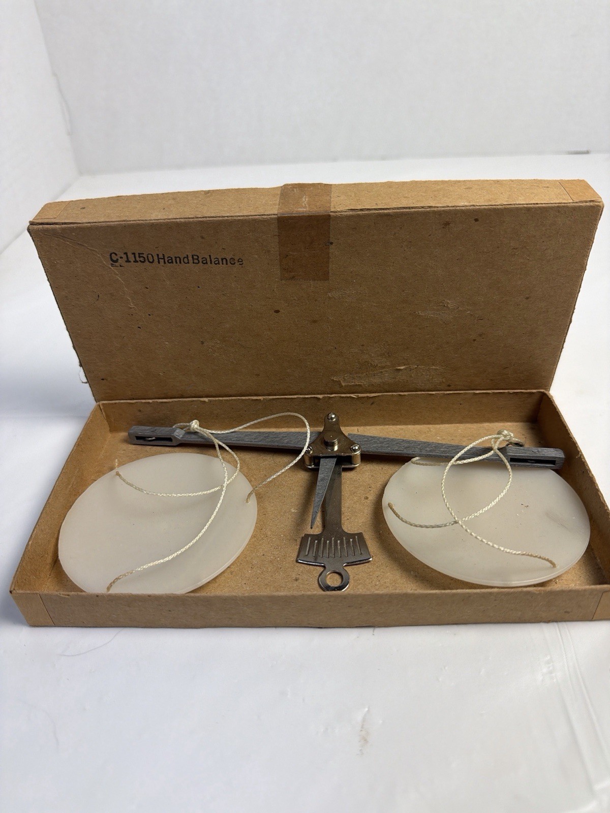Vintage C-1150 Hand Balance Scale w/ Box Small Hanging Pan Scale