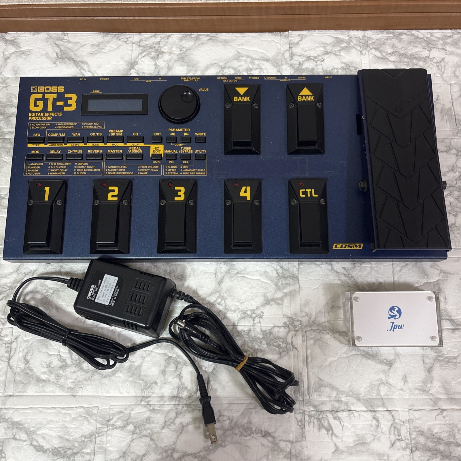 BOSS GT-3 Guitar Multi Effects Pedal Processor 100V TESTED
