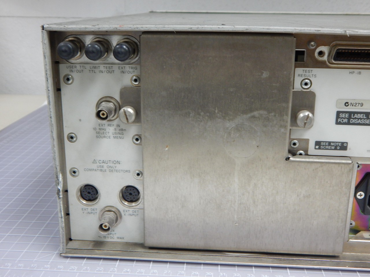 HP 8712ET RF NETWORK ANALYZER