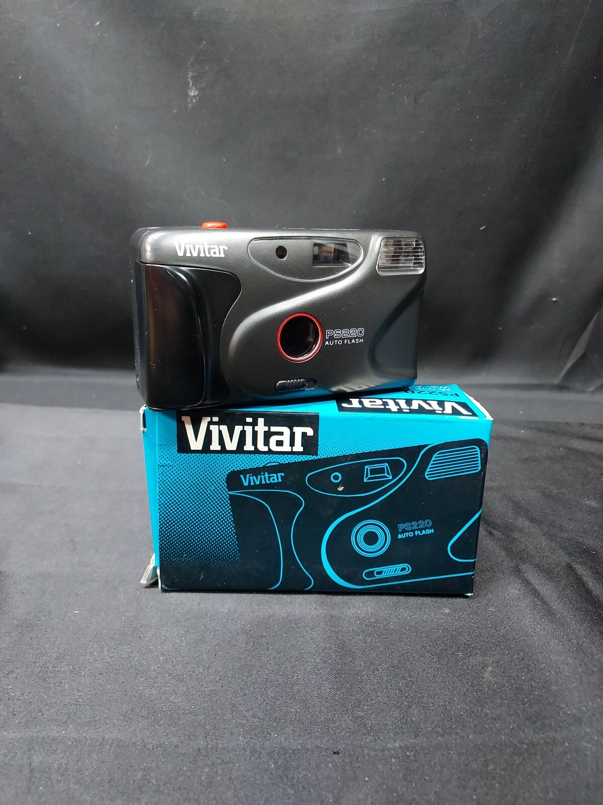 Vivitar PS220 35mm Compact Camera Auto Flash W/ Original Box WORKS