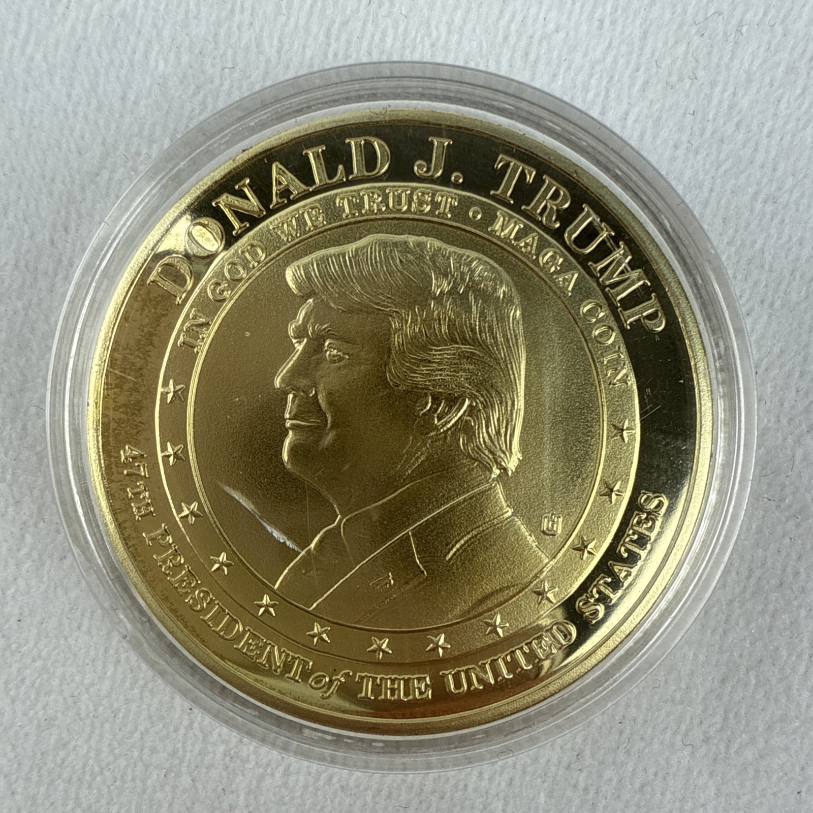 Donald J. Trump 2025 47th President US Commemorative Coin Signature MAGA in Case