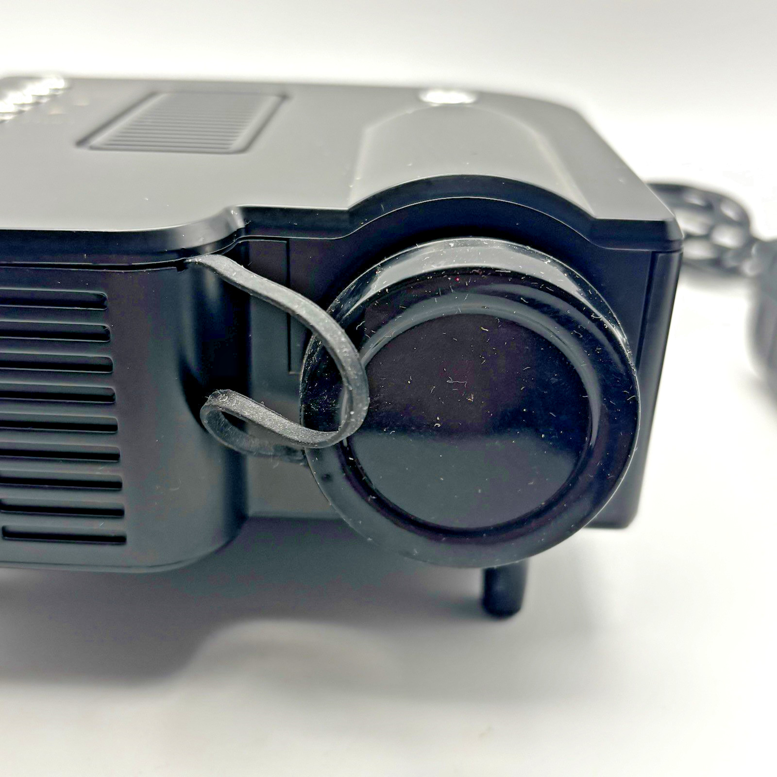 Portable Mini LED Entertainment Projector LCD Image System Projects Up To 60"